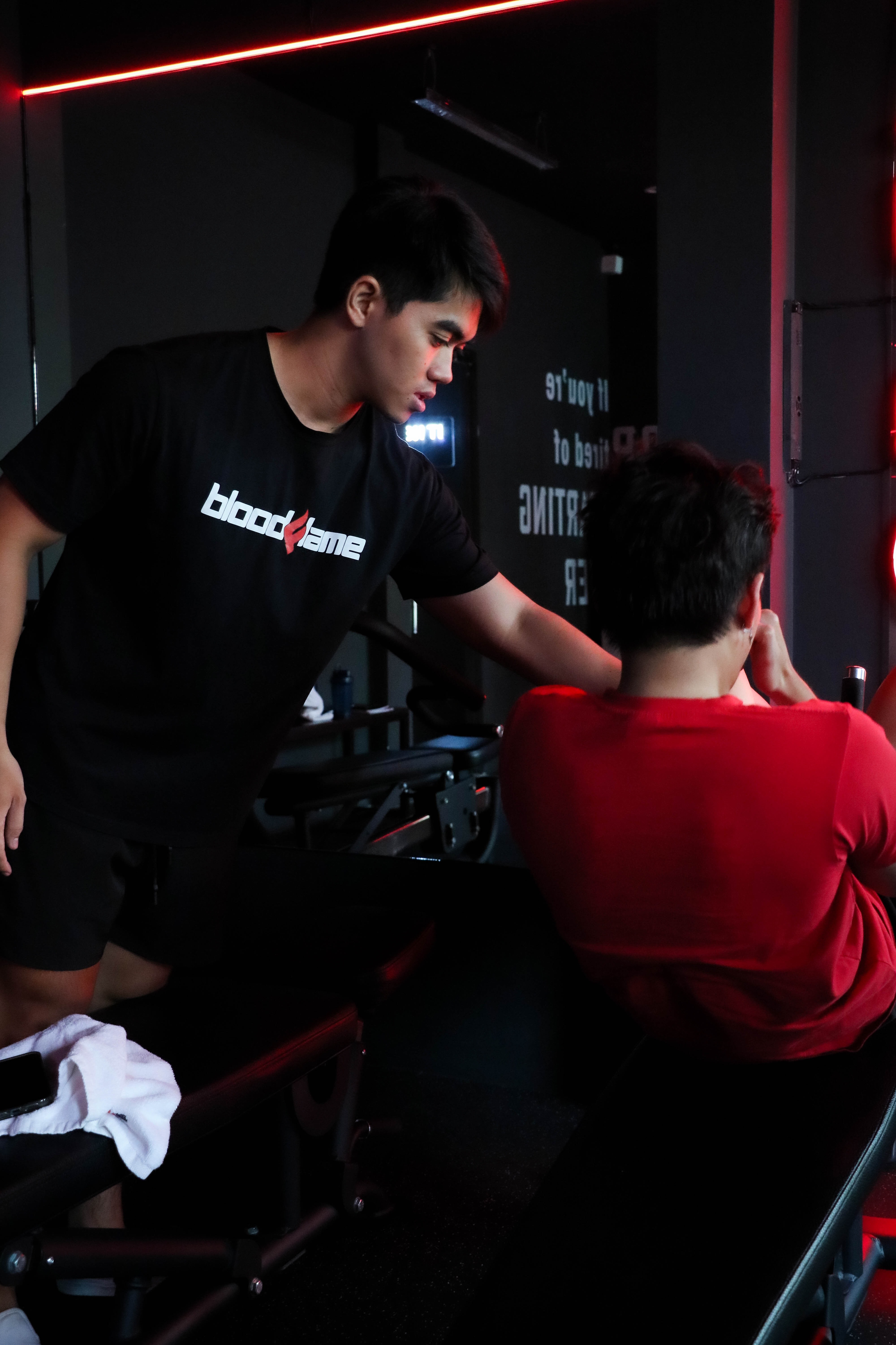 GÓI TIÊU CHUẨN (50 SESSIONS) | PHÒNG TẬP GYM QUẬN 3 | PHÒNG TẬP GYM GẦN ĐÂY